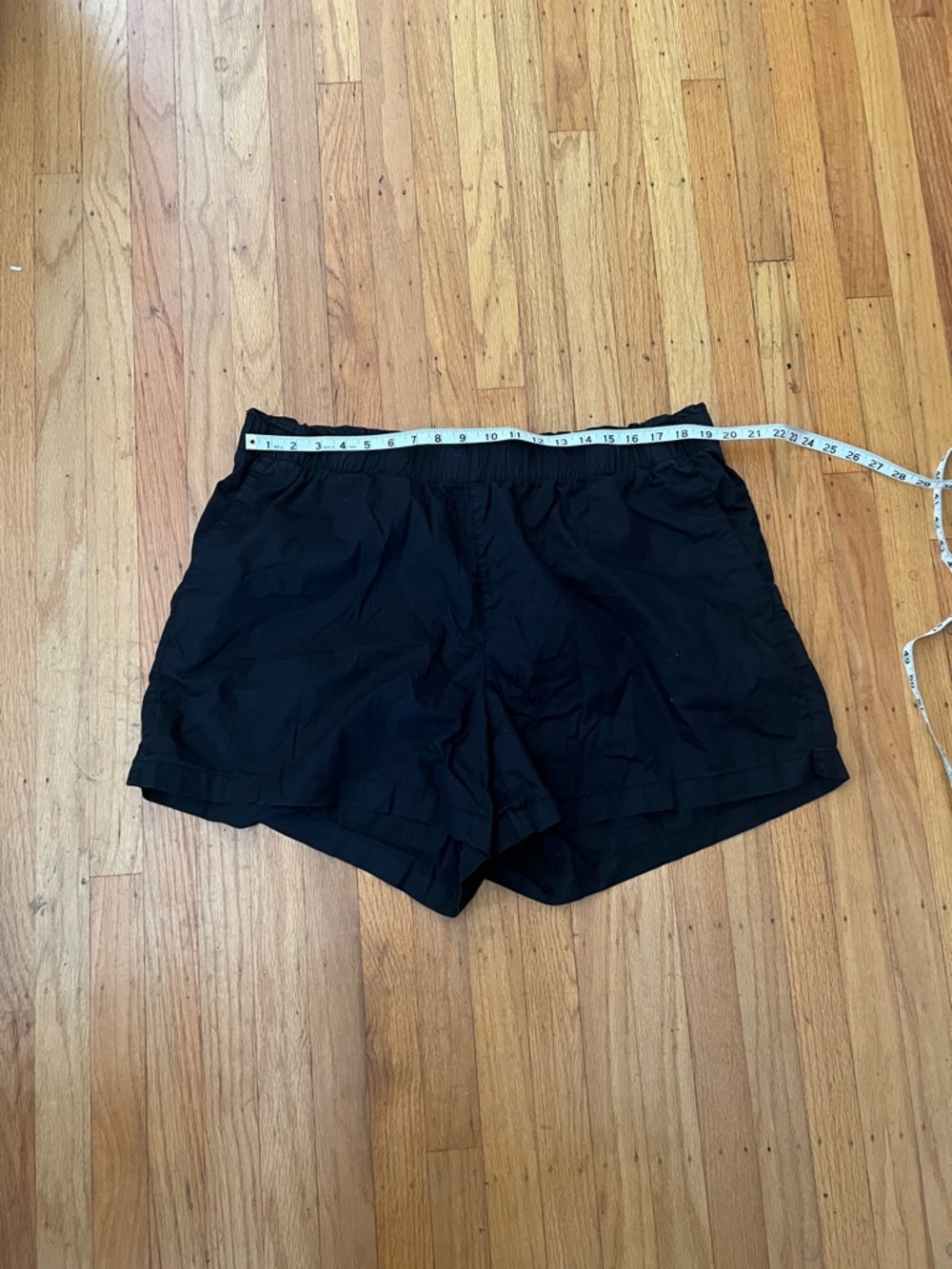Old Navy Black Women's 100 cotton poplin Shorts - nice length.